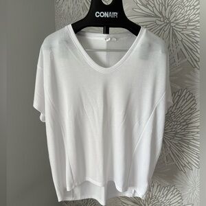 Large white Gap shirt